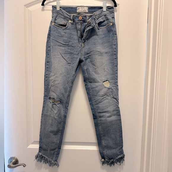 FREE PEOPLE GREAT HEIGHTS FRINGE JEANS - Picture 3 of 8
